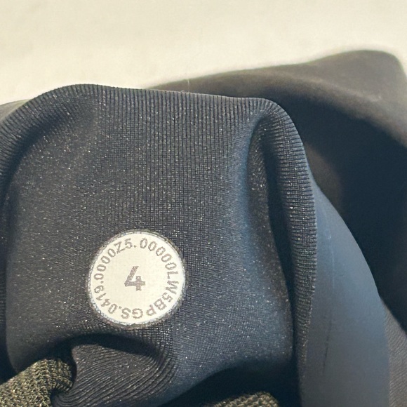 Lululemon 25” Fast and Free Size 4 - Picture 4 of 7